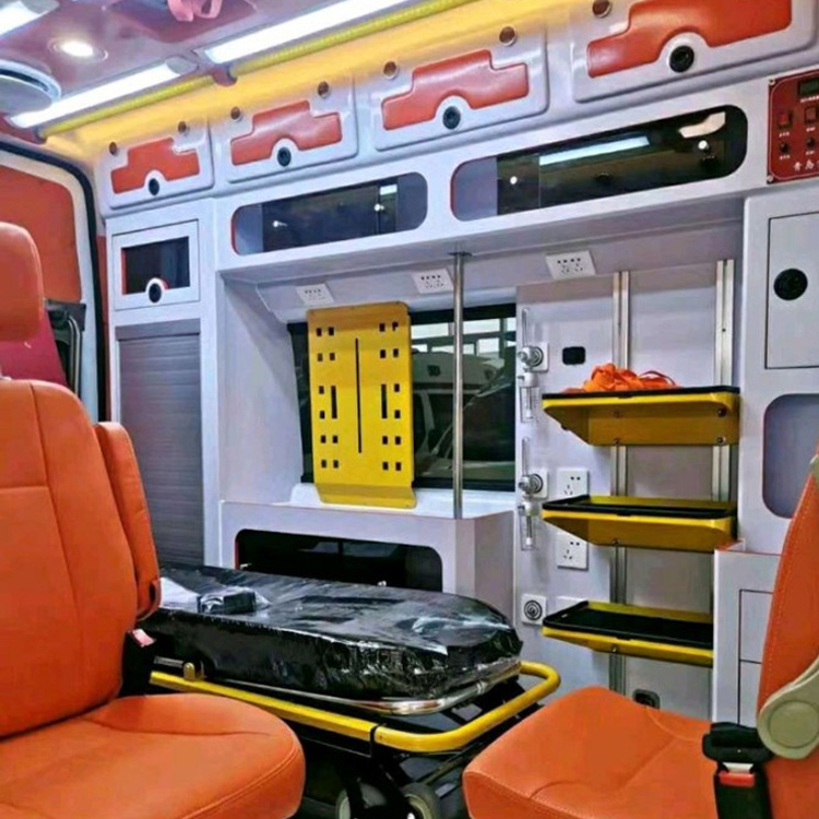 蔡甸长途救护车护送病人租赁价格
